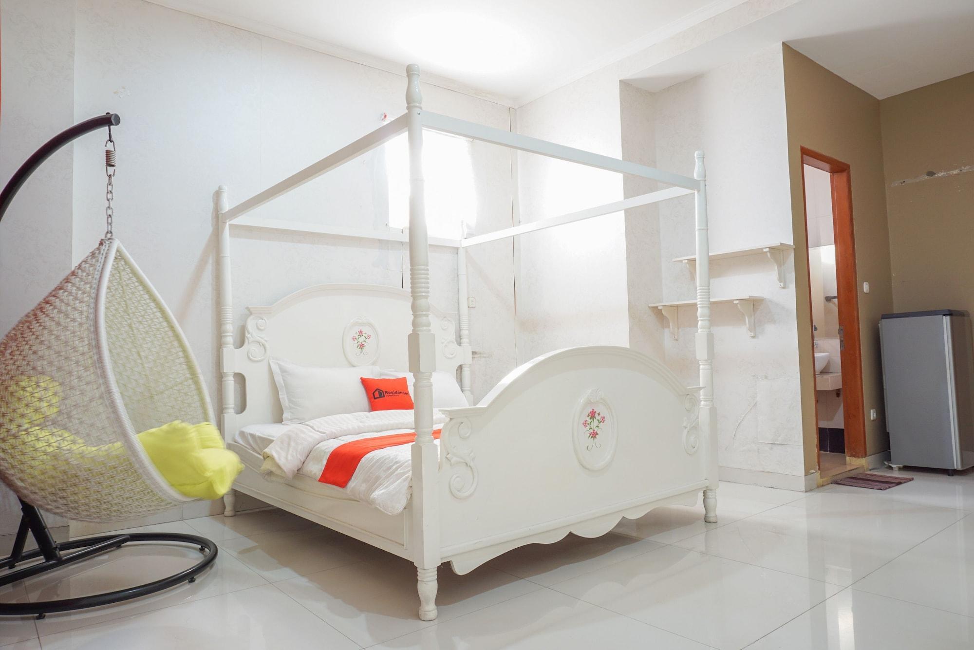 Reddoorz Near Kemang Square Hotel Jakarta Kültér fotó